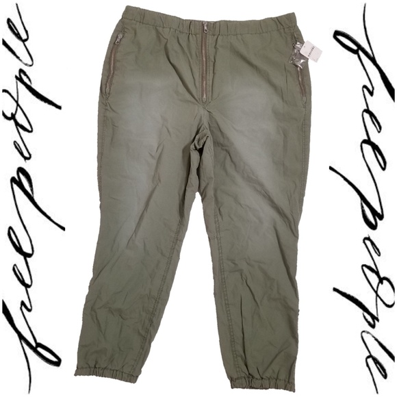 Free People Pants - Free People NWT Army Green Crop Pants